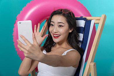 《最终幻想7：重生》爱丽丝演员曾担心自己被踢出局